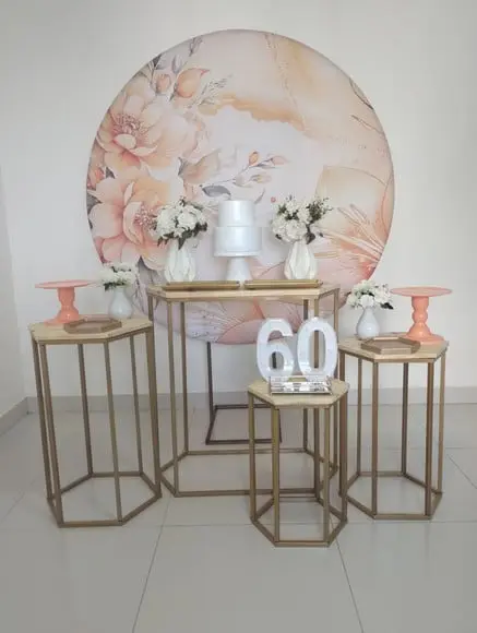 Decoração Laranja Floral 60 Anos