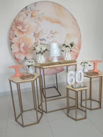 Decoração Laranja Floral 60 Anos