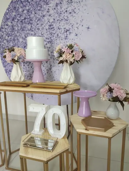 Decoração Lilás 70 Anos