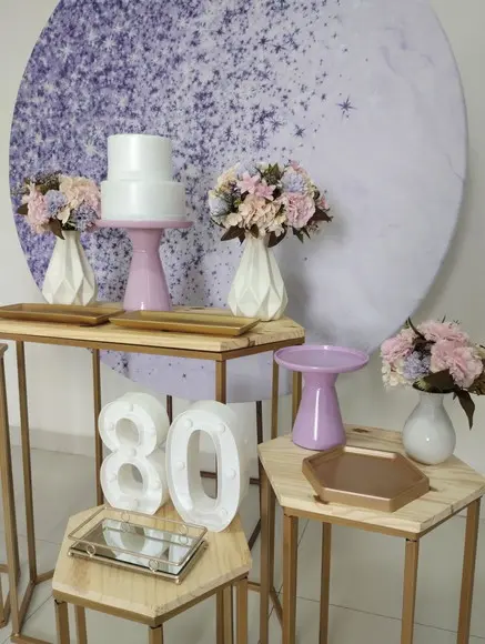 Decoração Lilás 80 Anos