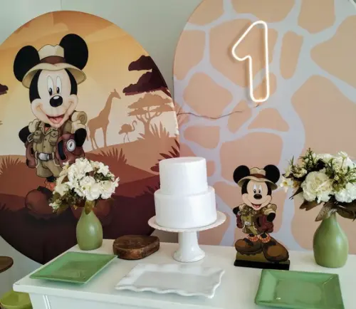 Decoração Mickey Safári