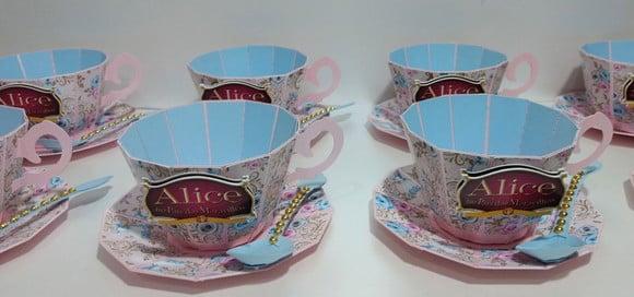 Arquivo de Corte Xicara Chá Alice no Pais das Maravilhas