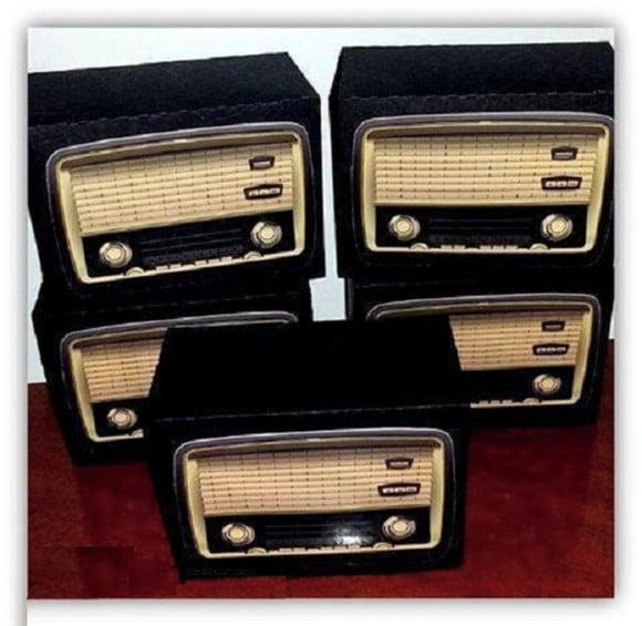 Arquivo Silhouette Radio Retrô Anos 80