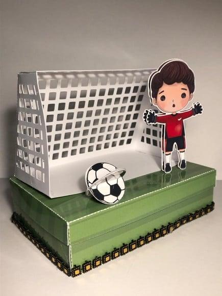 Arquivo de Corte Caixa com Tampa Trave Futebol