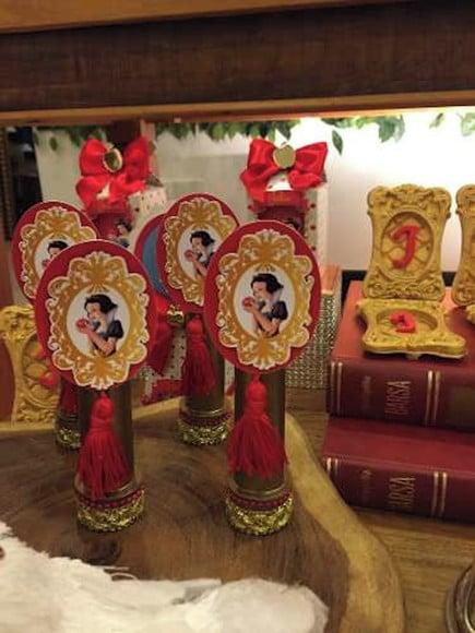 Arquivo Silhouette Aplique 3d para Tubete Branca de Neve
