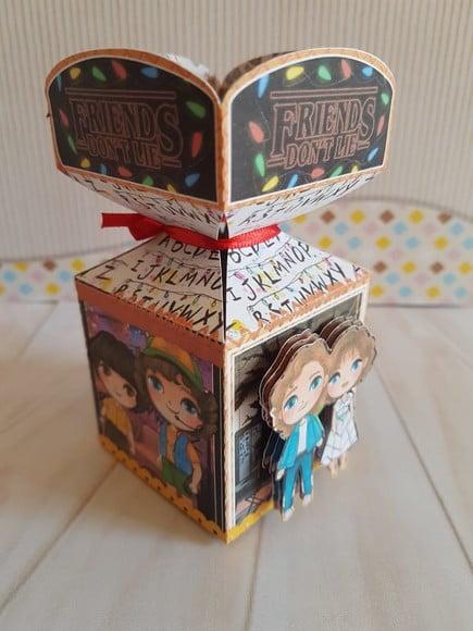 Arquivo de Corte Caixa Meia Bala Stranger Things