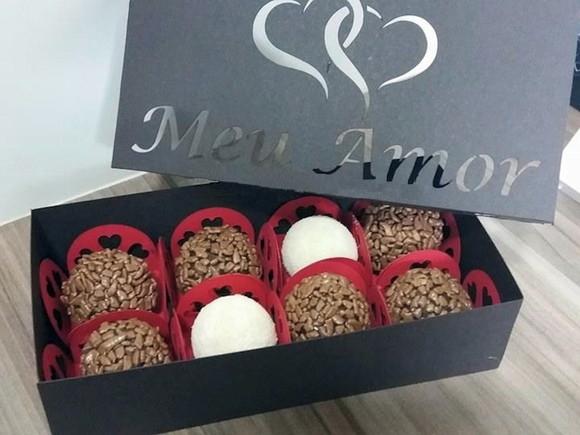 Arquivo Studio Caixa 8 Doces Dia dos Namorados