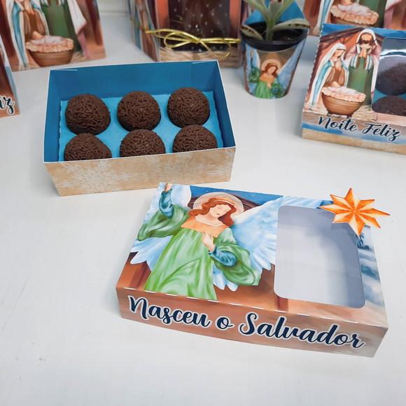 Arquivo Silhouette Caixa 6 Doces Natal Familia Santa
