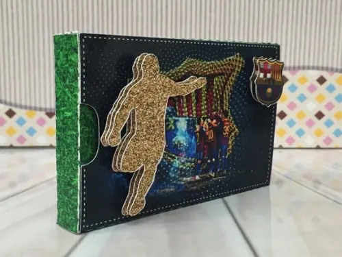 Arquivo de Corte Caixa Kit Kat Futebol Barcelona