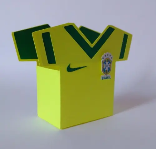 Arquivo Silhouette Caixinha Camisa Futebol Brasil