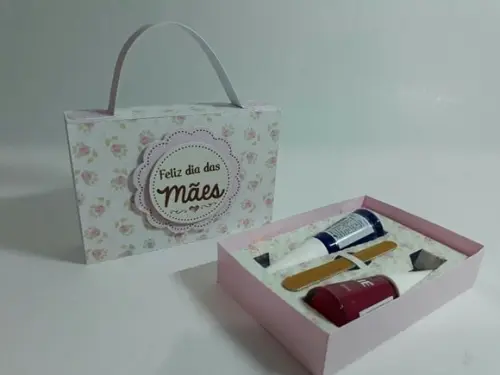 Arquivo Silhouette Caixa Maleta Esmalte Dia das Mães