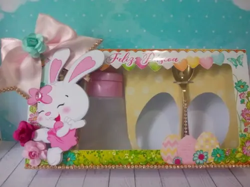 Arquivo de Corte Caixa Confeiteiro Páscoa Menina