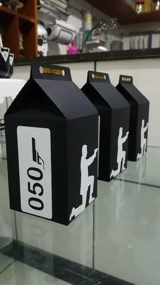 Arquivo Silhouettecaixa Milk Festinha 007