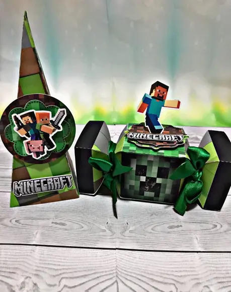 Arquivo Silhouette Caixa Pirâmide Caixa Bala Minecraft
