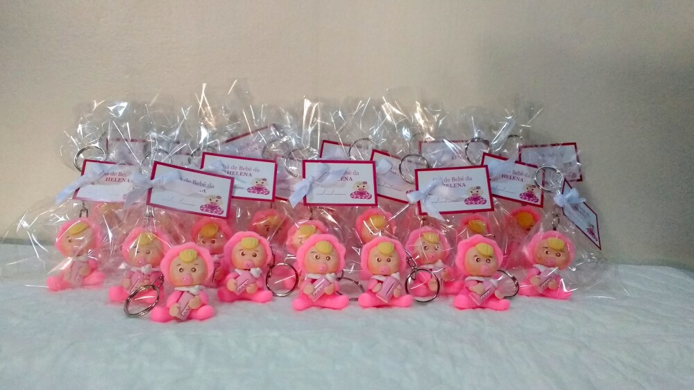 Lembrancinha Maternidade - Chaveiro Bebê Sentado de Biscuit