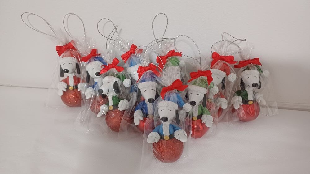 Snoopy na Bola de Natal
