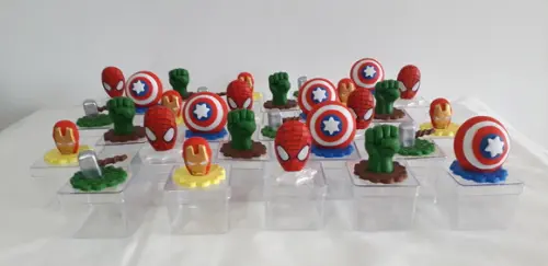 Lembrancinha Aniversário - Caixinha Acrílica -  os Vingadores
