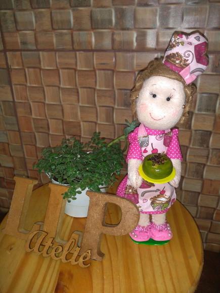 Boneca confeiteira