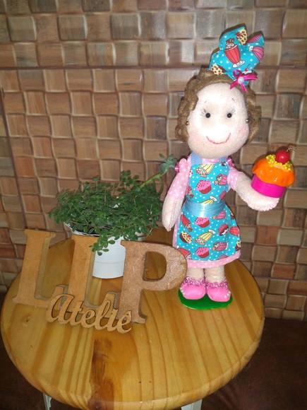 Boneca confeiteira