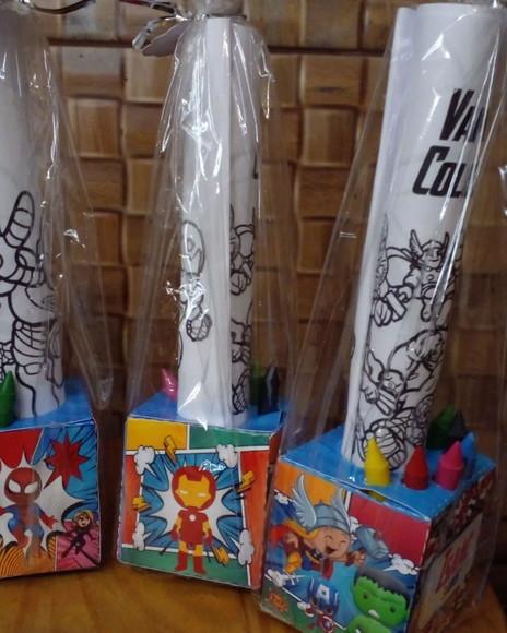 Caixa colorindo