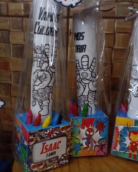Caixa colorindo