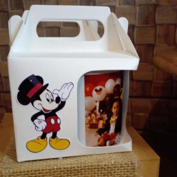 Caneca De Porcelana