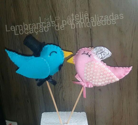 Casal de noivos passarinhos