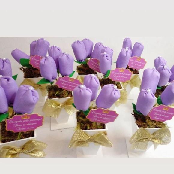 Centro de Mesa Tulipas Lilás
