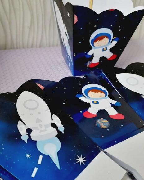 Kit 10 Cachepo Centro de Mesa - Astronauta 2