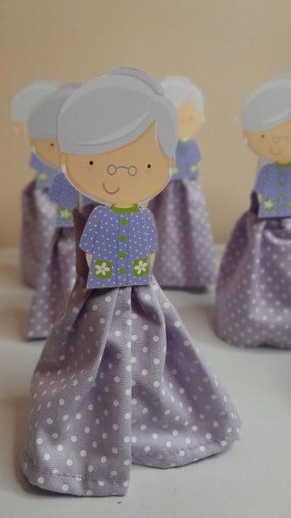 Kit 15- Tubetes Chapeuzinho Vermelho, Vovó ou Lobo Mau