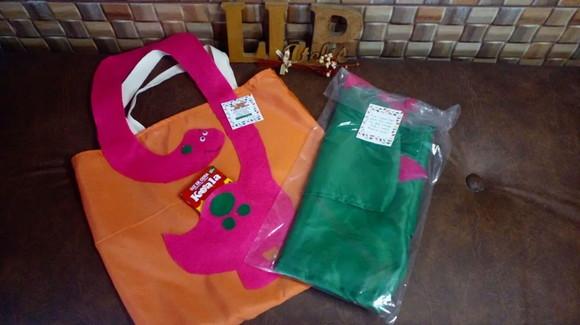 Kit Capa + Bolsa Dinossauro