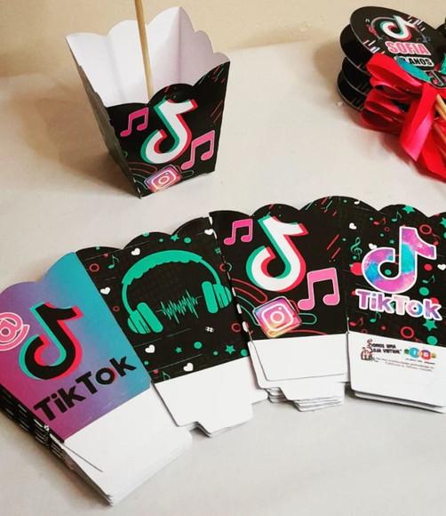 Kit com 10 Cachepô Centro de Mesa - Tik Tok