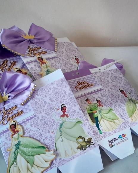 Kit com 10 Caixa Milk Princesa Tiana e o Sapo
