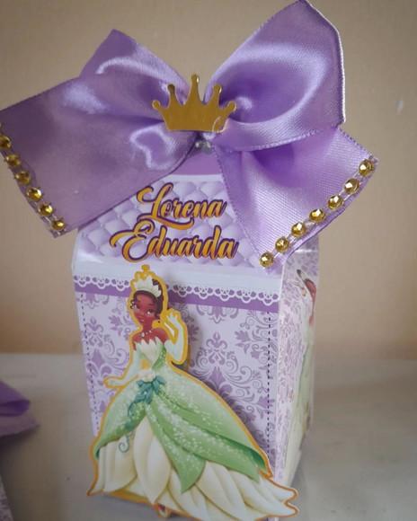 Kit com 10 Caixa Milk Princesa Tiana e o Sapo