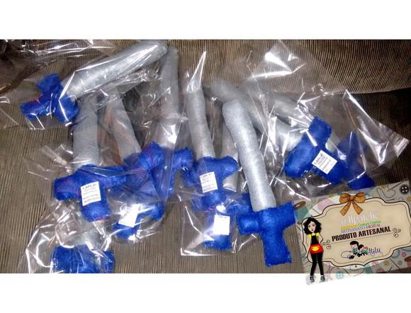 Kit com 10 Espadas e 10 Escudos em Feltro