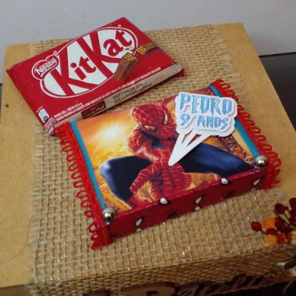 Kit com 10 Porta Kitkat 3d Luxo - Homem Aranha Modelo 01