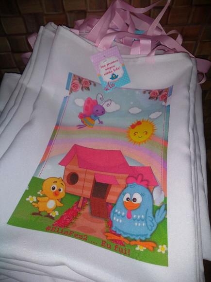 Kit com 15 Sacola Tecido - Galinha Pintadinha
