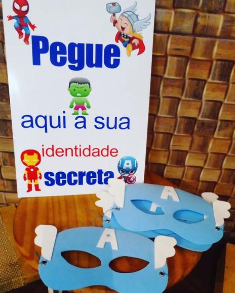 Kit com 20 Máscaras em Eva Heróis
