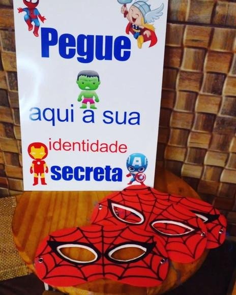 Kit com 20 Máscaras em Eva Heróis