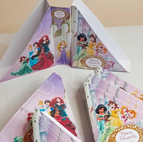 Kit com 20 Porta Guardanapos-princesas