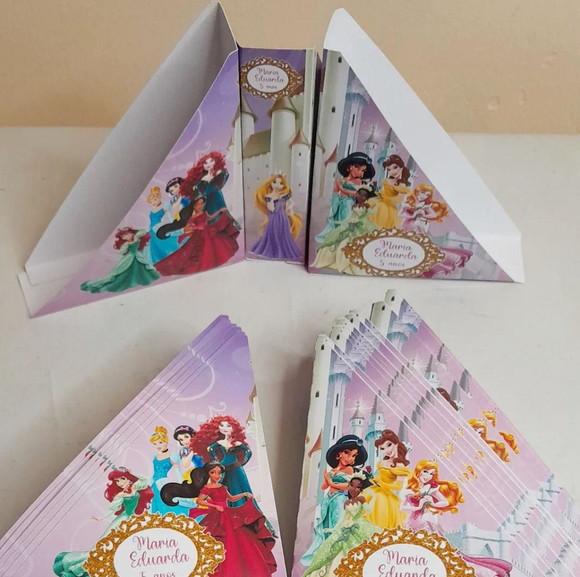 Kit com 20 Porta Guardanapos-princesas