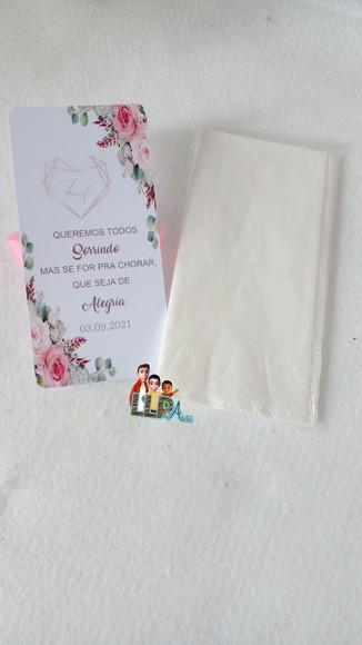 Kit com 50 Lenço Lágrimas de Alegria