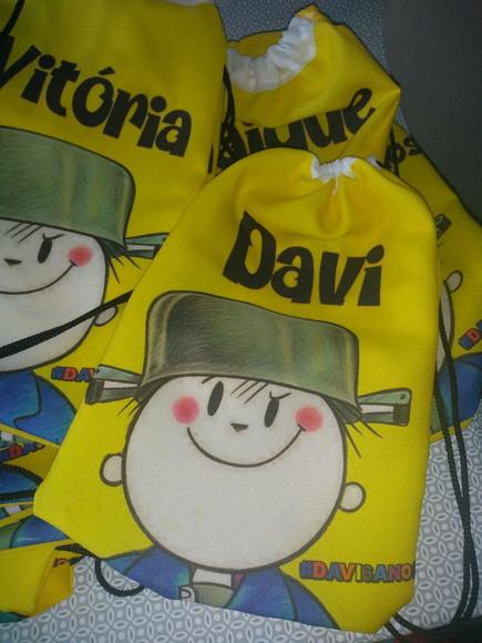 Kit mochila + revista de colorir
