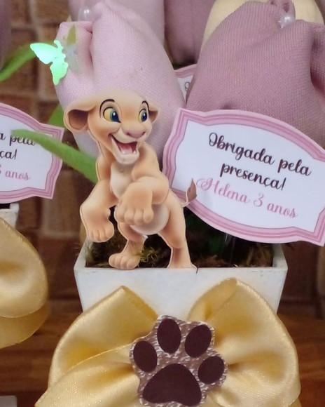 Princesa Nala Centro de mesa - Tulipa