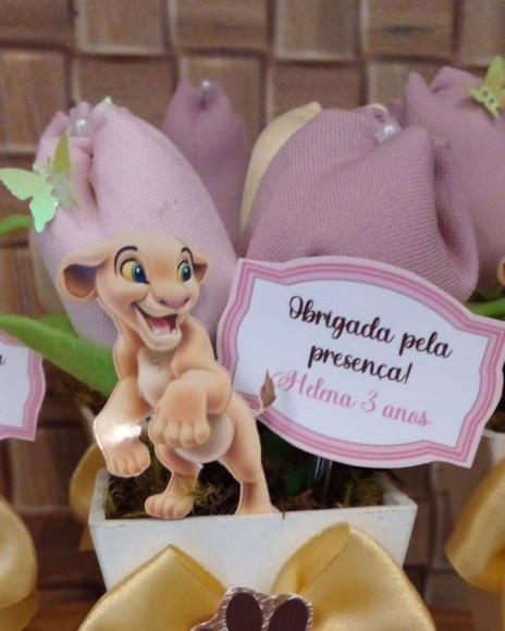 Princesa Nala Centro de mesa - Tulipa