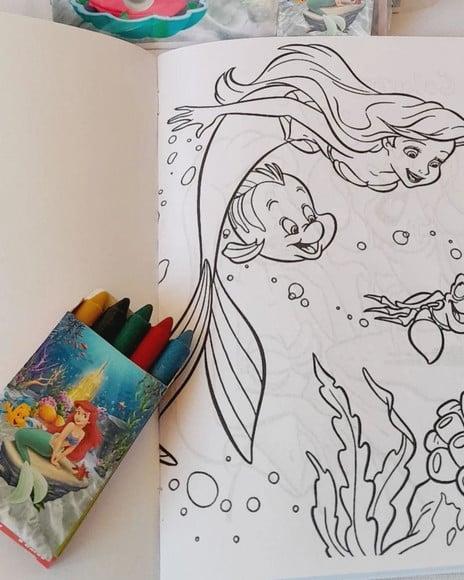 Revista de Colorir Ariel e Linguado