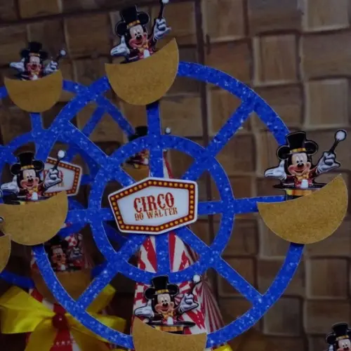 Caixa Pirâmide Roda Gigante - Mickey