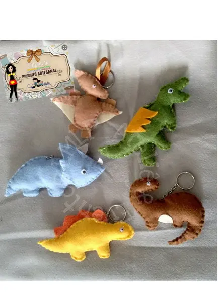 Chaveiros dinossauro em feltro