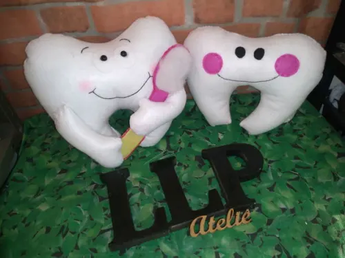 Dentes em feltro