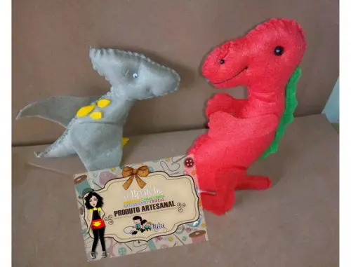 Dinossauro feltro